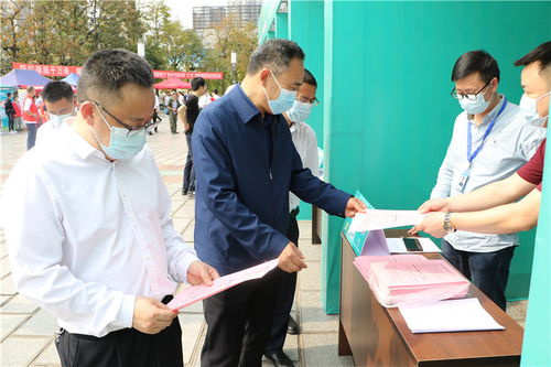 共促消费公平，广安市举办“3·15”现场宣传咨询服务活动，打造放心消费环境